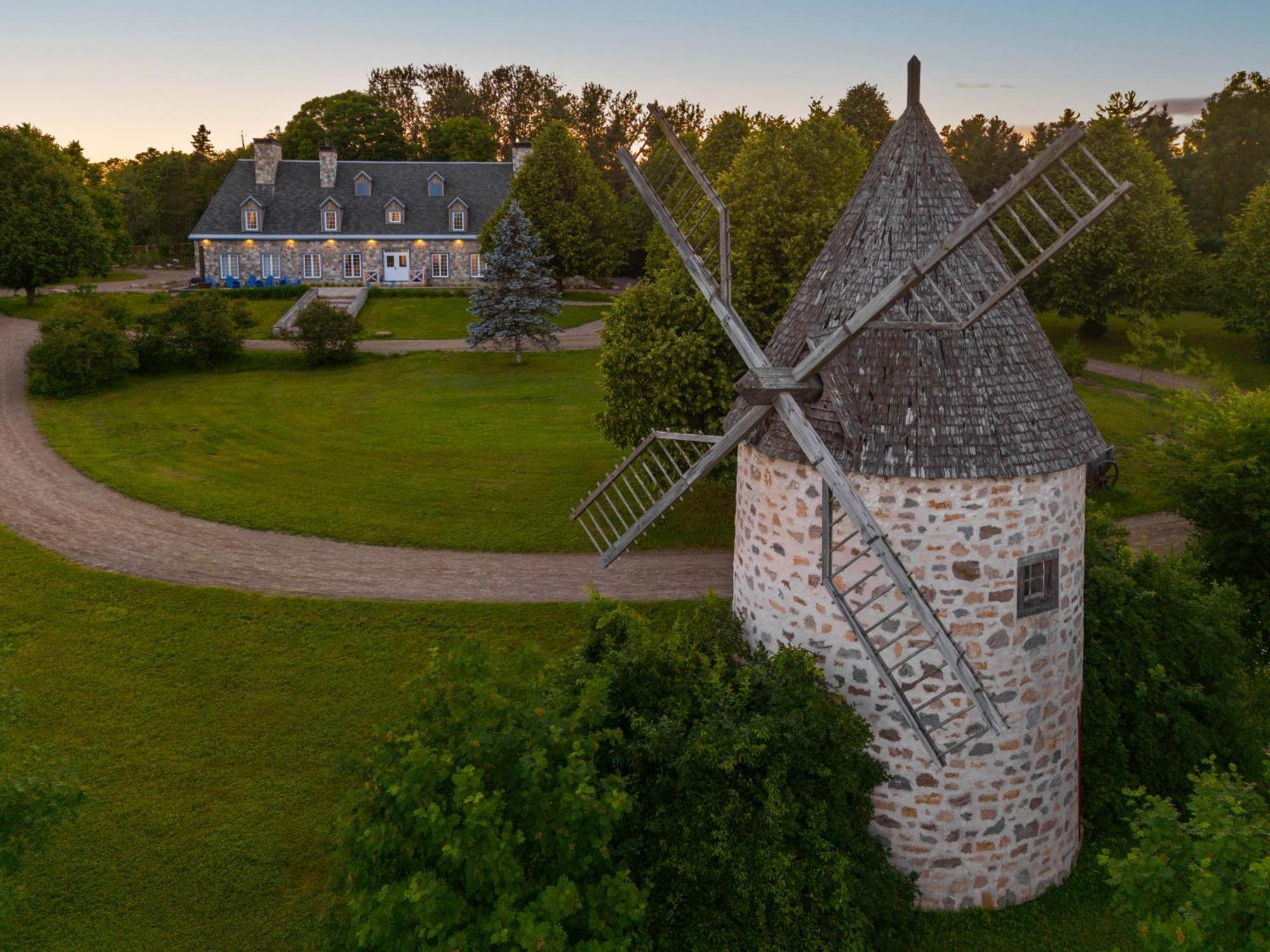 Le Baluchon Eco-Villegiature Saint-Paulin Exteriér fotografie