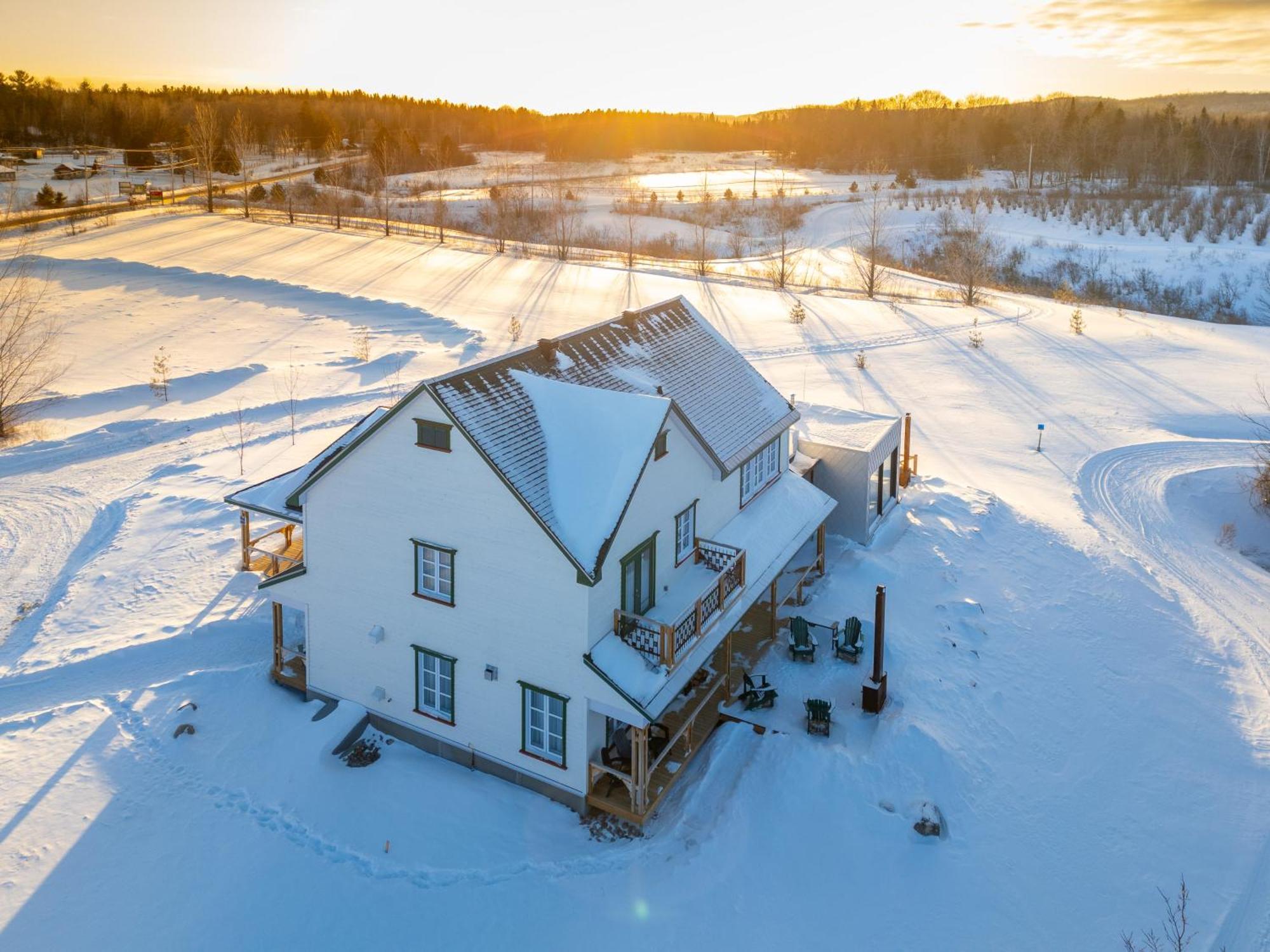 Le Baluchon Eco-Villegiature Saint-Paulin Exteriér fotografie
